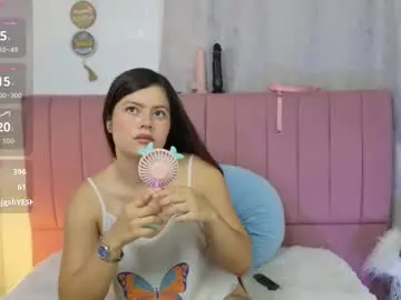 Sukilove18  live sex cam