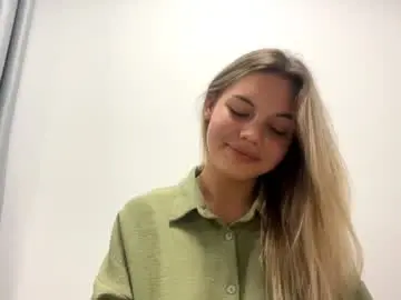Cleotildewalchak  live sex cam