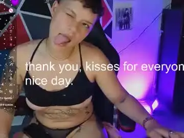Demimoore222  live sex cam