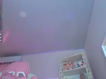 Ely_cherry18  live sex cam