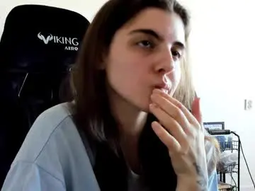 Emmamon  live sex cam