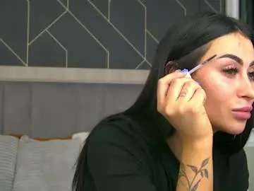 Emylaveau  live sex cam