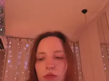 Imjustcourtney  live sex cam
