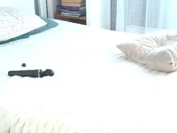 Juttadep  live sex cam