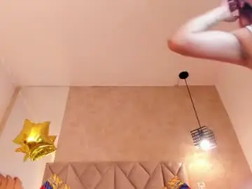 Kailinmoon  live sex cam