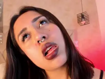 Kailinmoon  live sex cam