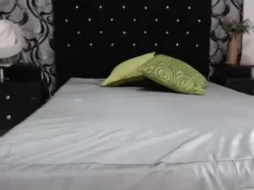 Maryannlit  live sex cam