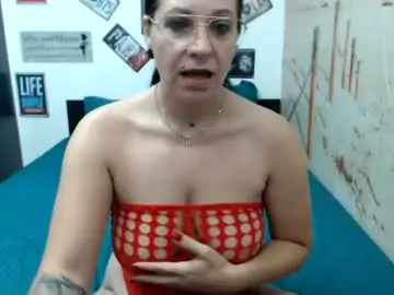 Meaowmela  live sex cam