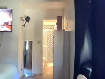 Mini_luv  live sex cam