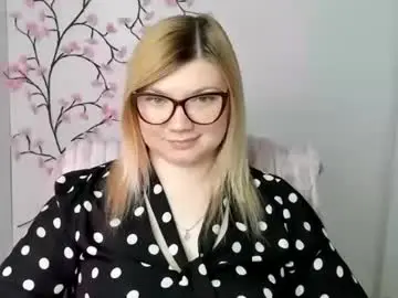 Molly_moree  live sex cam