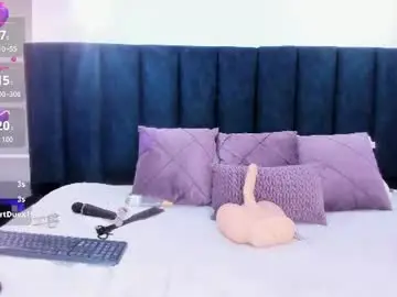 Pucca7  live sex cam