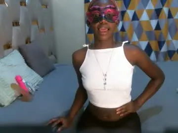 Remmyqueen  live sex cam