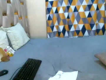 Remmyqueen  live sex cam