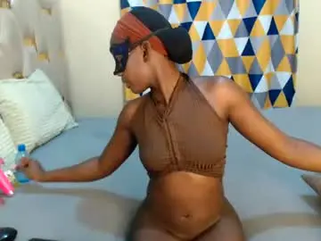 Remmyqueen  live sex cam