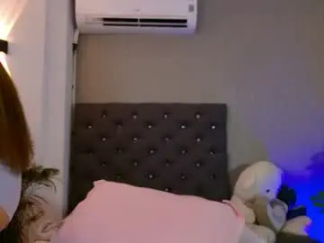 Thalya_w  live sex cam