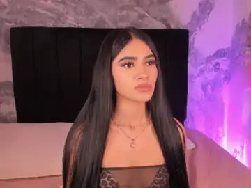 Bellaastorm  live sex cam
