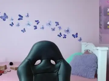 Briathomas  live sex cam