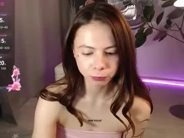 Chloeesummerss  live sex cam