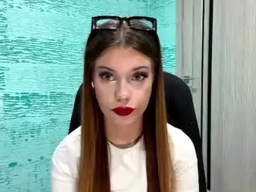 Hollyzwilling  live sex cam