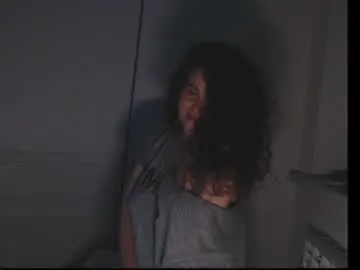 In_yan  live sex cam