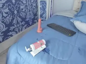 Melany_blossom  live sex cam