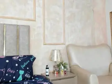 Miaasummer  live sex cam