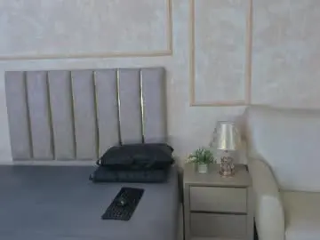 Miaasummer  live sex cam