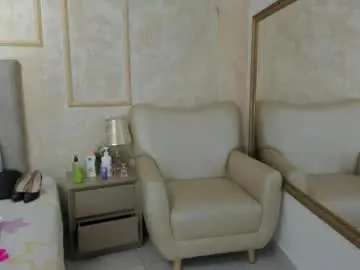 Miaasummer  live sex cam