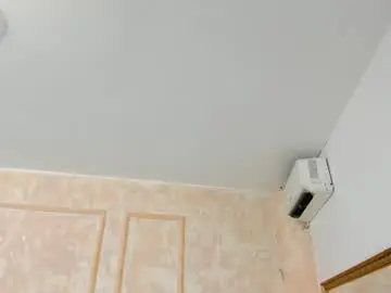 Miaasummer  live sex cam