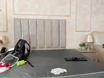 Miaasummer  live sex cam