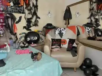 Miaasummer  live sex cam