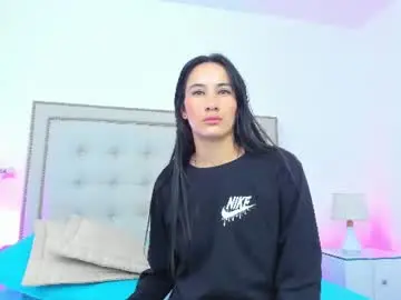 Sofhyalove  live sex cam
