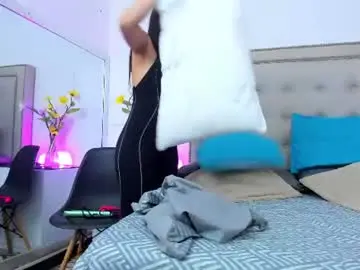 Sofhyalove  live sex cam