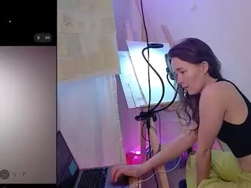 Amydreamgirl  live sex cam