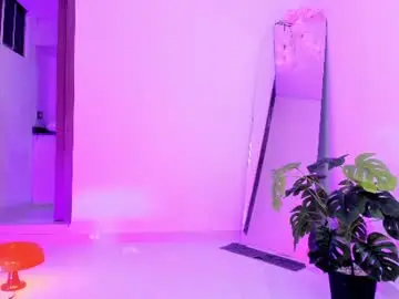 Bella_luxxe  live sex cam