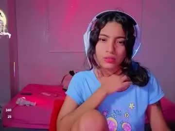 Helia_n_amy  live sex cam