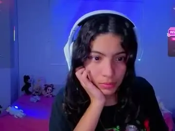 Helia_n_amy  live sex cam