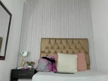 Kitty_eloays  live sex cam