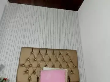 Kitty_eloays  live sex cam