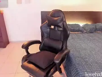 Lovelydollyxx_  live sex cam