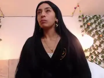 Lucy_joi  live sex cam