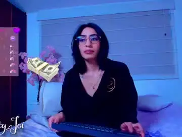 Lucy_joi  live sex cam