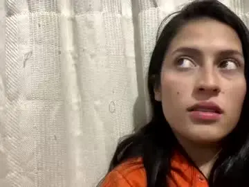 Luissa_p  live sex cam