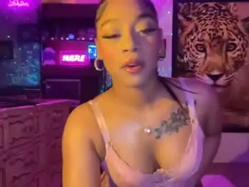 Lunaa_11  live sex cam