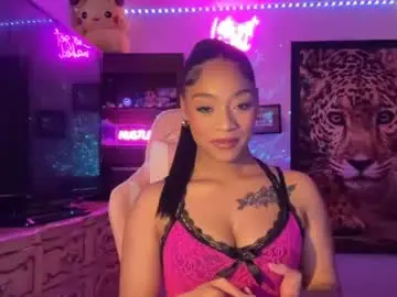 Lunaa_11  live sex cam