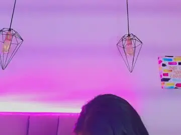 Melannyy__  live sex cam