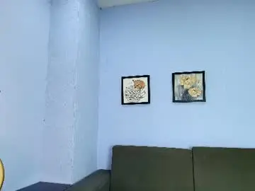 Melannyy__  live sex cam
