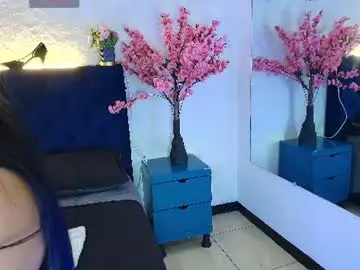 Melannyy__  live sex cam