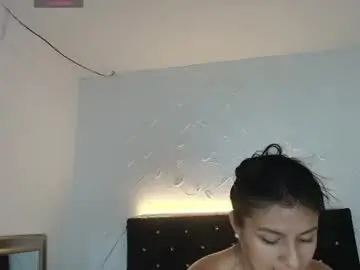 Melannyy__  live sex cam