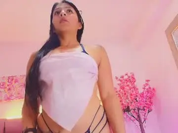 Melannyy__  live sex cam